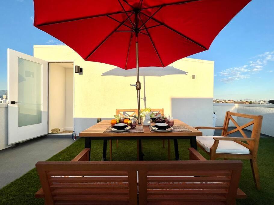 Luxury K-Town Dwelling With Private Rooftop Deck. Los Angeles Exteriér fotografie
