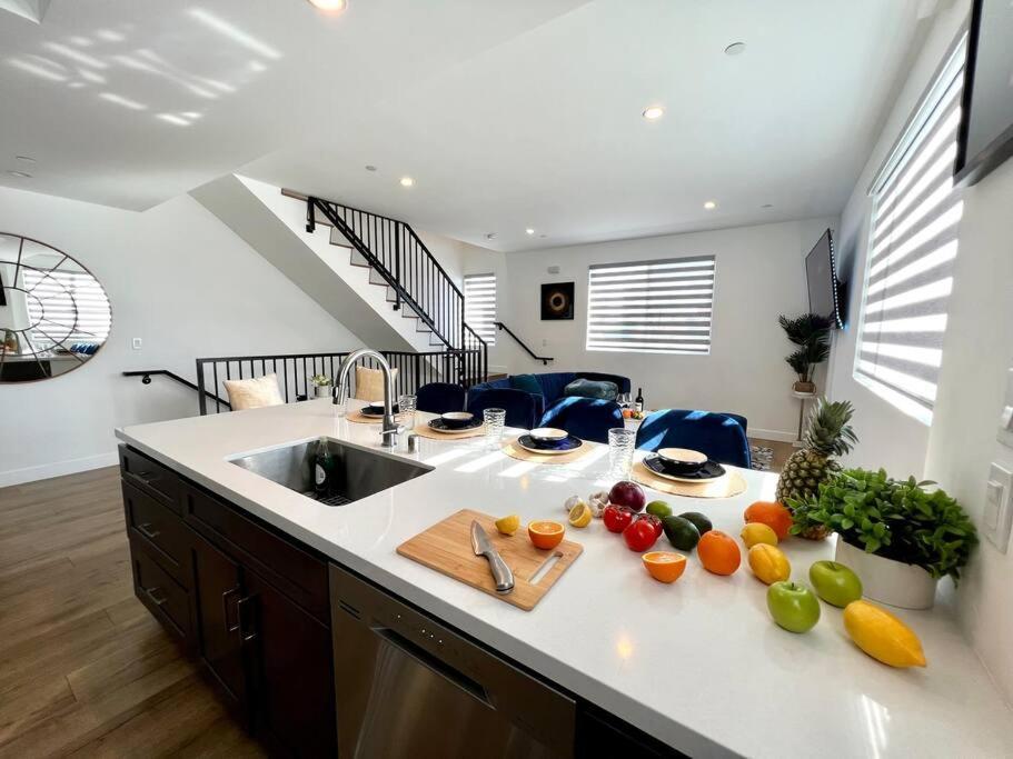 Luxury K-Town Dwelling With Private Rooftop Deck. Los Angeles Exteriér fotografie
